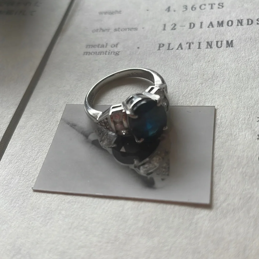 4.36 carat royal blue sapphire platinum ring - Picture 10 of 16